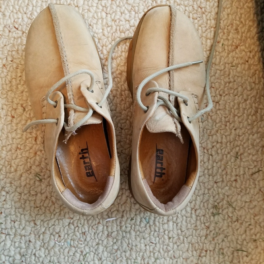 Earth balance brown leather walking shoes unisex